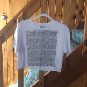 Calvin Klein cropped tee